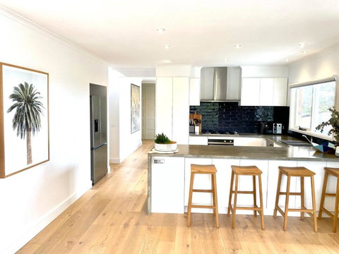 Pool & Pet Friendly - Mornington Peninsula Beach House - Stayed 2