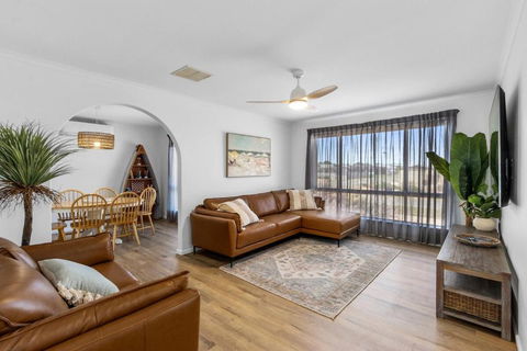 Percys Beach House Moonta Bay - Stayed 0