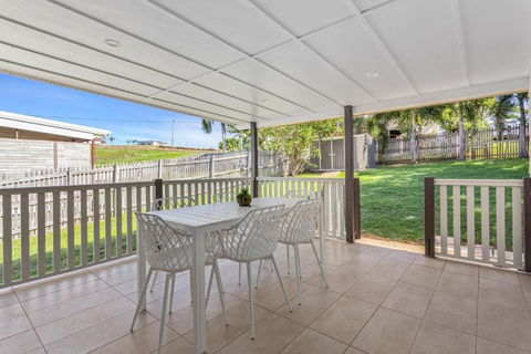 Perfect Cooee Bay Beach Getaway! - Stayed 2