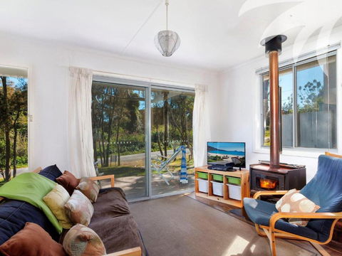 Pippis A Classic Beach House - Stays Accommodation 3