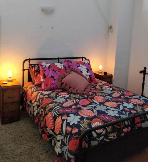 Pips On Mitchell - Beautiful Historic Apartment - Stayed 1