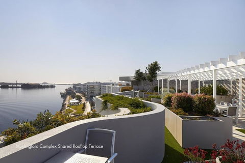 Portside On Honeysuckle - Stayed 3