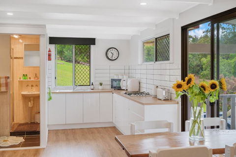 Pet Friendly Cozy Cabin - Stayed 3