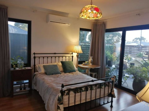 Private & Cosy! Master Bedroom In Perth With Garden View - Stayed 0