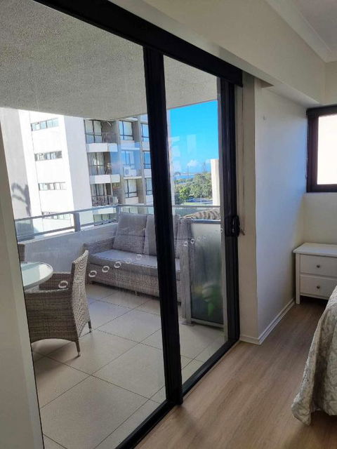 Private Bedroom And Bathroom In A Shared Apartment - Stayed 0