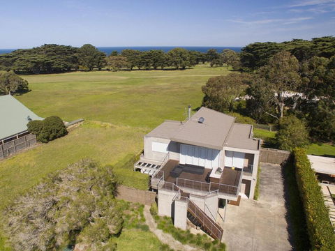 Pride And Prejudice - Stayed 0