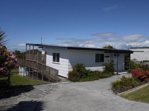 Prime Location - Totally Refurbished - Stays Accommodation 0