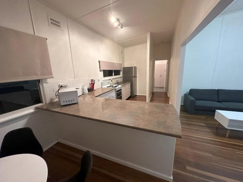Private 1 Bedroom Apartment With Fenced Yard - Stayed 2
