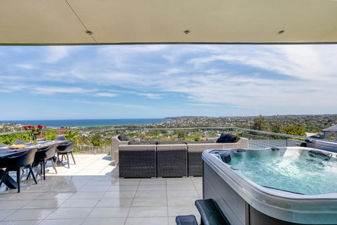 Pure Magical Views - Ocean Views - Stays Accommodation 3