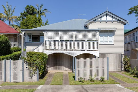 Quaint & Cosy 1 Bedroom Apartment In Queenslander. - Stays Accommodation 1