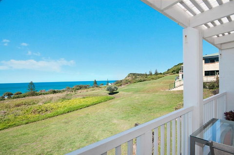 Quarterdeck 20 - Stayed 3