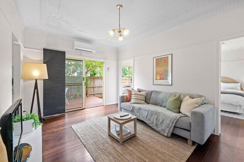 Quiet & Bright Art Deco Apartment By New Farm Park - Stayed 0