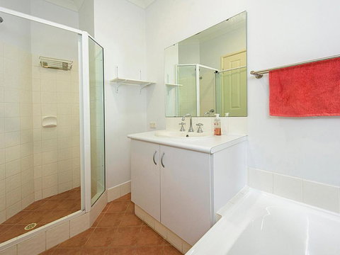 Quindy Blue - Stays Accommodation 2