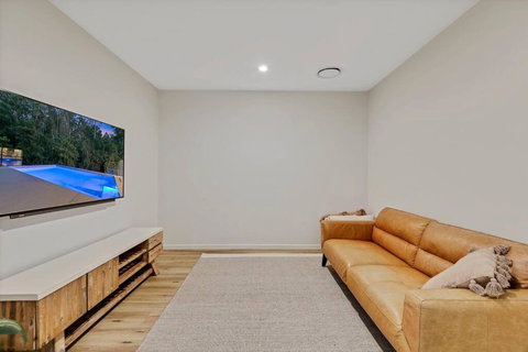 Rainforest Villa: Luxe Escape - Stayed 3