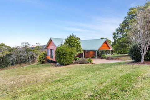 Ravensbourne Escape- Stella Luna - Stayed 0