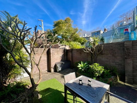 Rear Garden Suite - Stayed 0