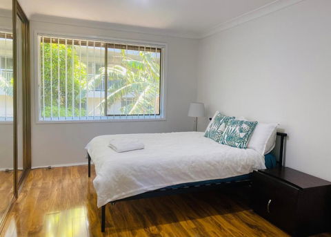 Quiet Family Townhouse In Wollongong CBD - Stays Accommodation 3