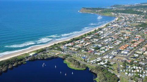 At The Beach - Lennox Head - Stayed 2