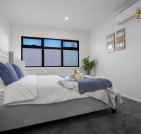 AU.JOY 3 Bed Townhouse Burwood 3 - Stays Accommodation