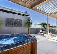 Aura 13 - Shoal Bay - Stayed