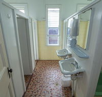 Australian Hotel - Stayed