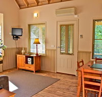 Autumn Leaf Cottage 1