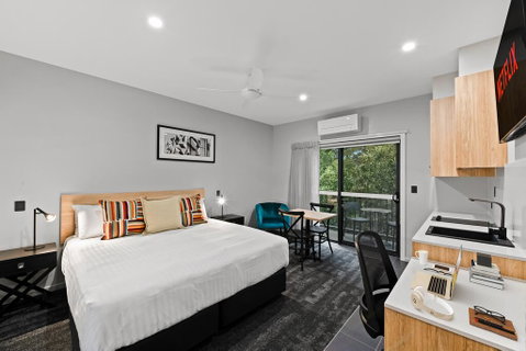 AVENUE MOTEL APARTMENTS - Stayed 1