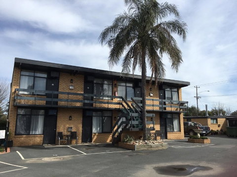 Avondel Motor Inn - Stayed 0