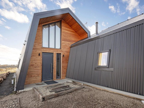 Avonside Alpine Estate Cabin 2 - Stays Accommodation 1