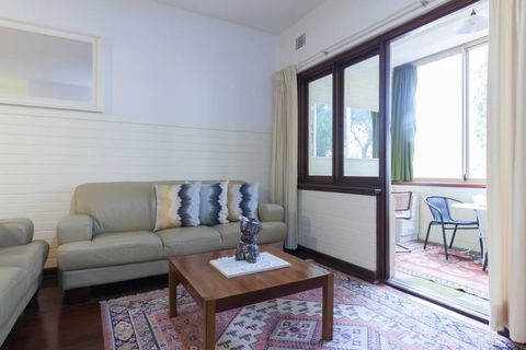 B2 Broadway Abode Close To Swan River, UWA & Hospitals - Stayed 2
