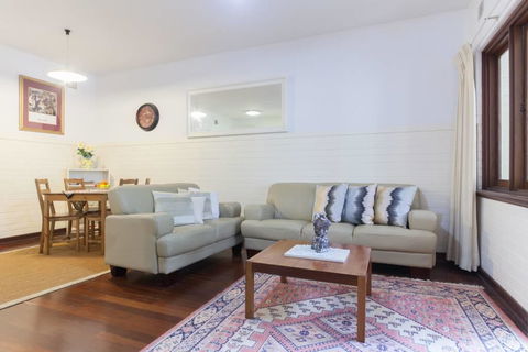 B2 Broadway Abode Close To Swan River, UWA & Hospitals - Stayed 0
