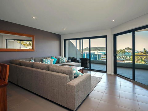 Barefoot Bliss @ Fingal Bay - Stays Accommodation 0