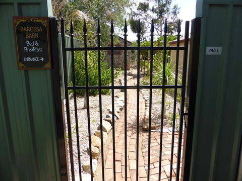 Barossa Barn Bed And Breakfast - Stayed 3