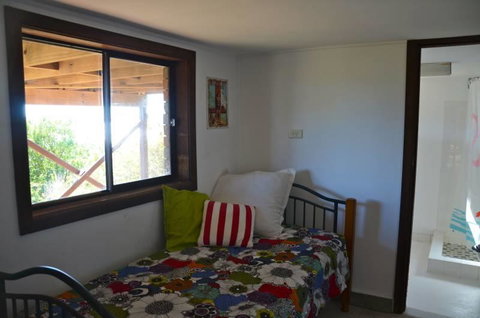 Barrels Beach House, 28 Dulconghi Street - Stayed 1