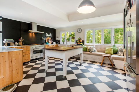 BARRIMA - SOMERS BEACH - Stayed 3