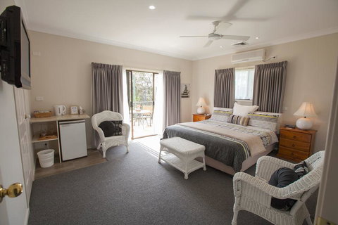 Batemans Bay Manor - Bed And Breakfast - Stayed 0
