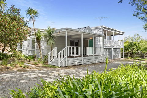 BAYSHORE - DROMANA - Stayed 0