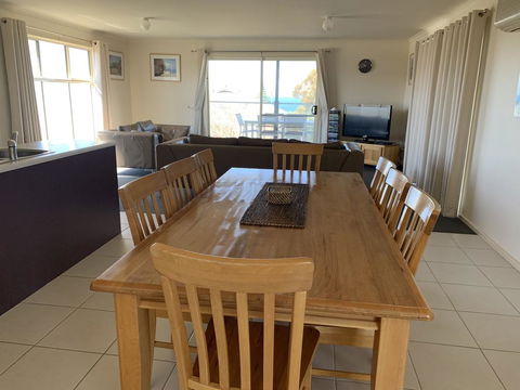 Bayview Beach House Apartment No 2 - Stayed 2