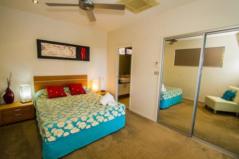 Baywatch 3 - Stayed 2