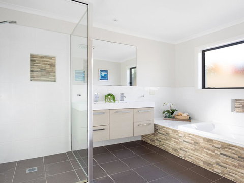 Beach 'Shac' On Parkway - Stayed 2