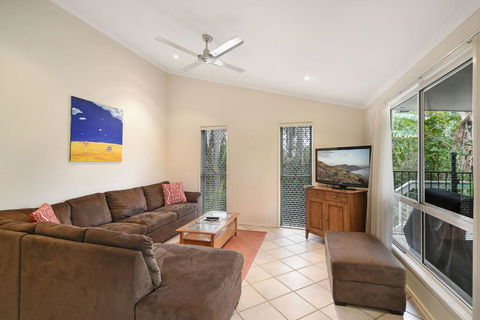 Beach Affair - 10 Callitris Crescent - Stayed 2