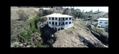 Beach Front Pandanus Cove - Stayed 2