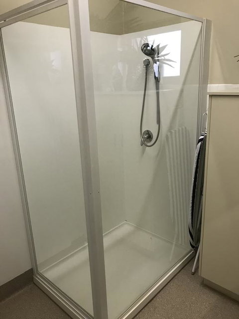 Beach Hotel - Stays Accommodation 1