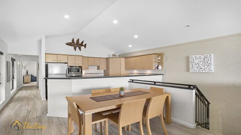 Beach House 72A Marine Drive - Fingal Bay - Stayed 3