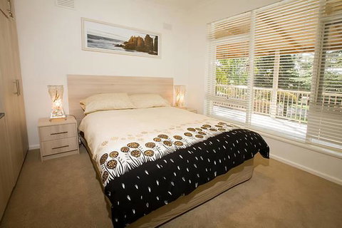 Beach House Apartments - Stayed 2