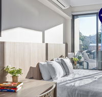 BEACH LOCATION STUDIO // CLOVELLY 4 - Stayed