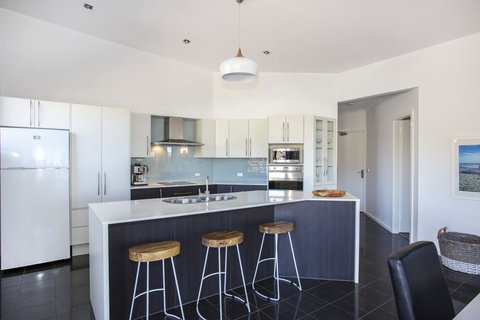 Beachfront Apartment 10 - Stayed 2