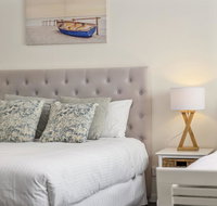 Beachfront by the CC - Family friendly plunge pool steps to the beach