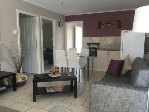 Beachlander Holiday Apartments - Stayed 3