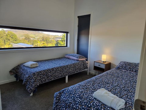 RESIDENTIAL 4 BEDROOM House - Stayed 3